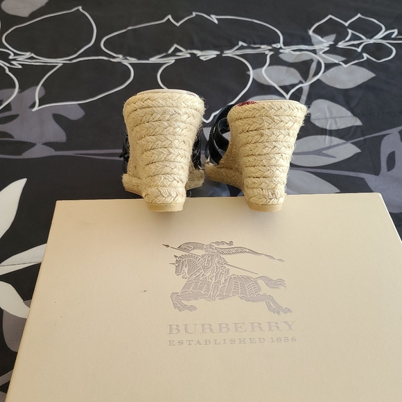 Burberry Wedge Sandal (NWOT) - Picture 8 of 13